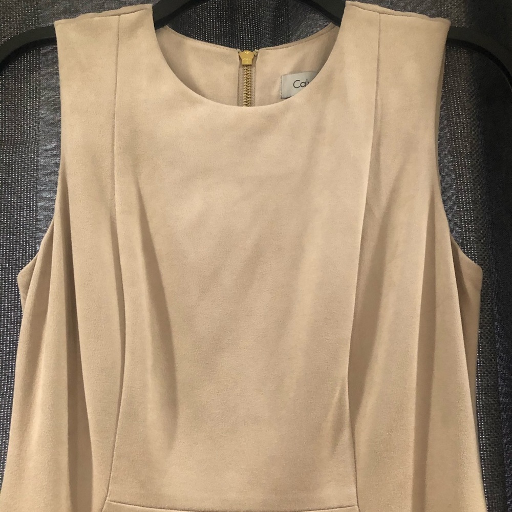 Dress - Picture 7 of 7